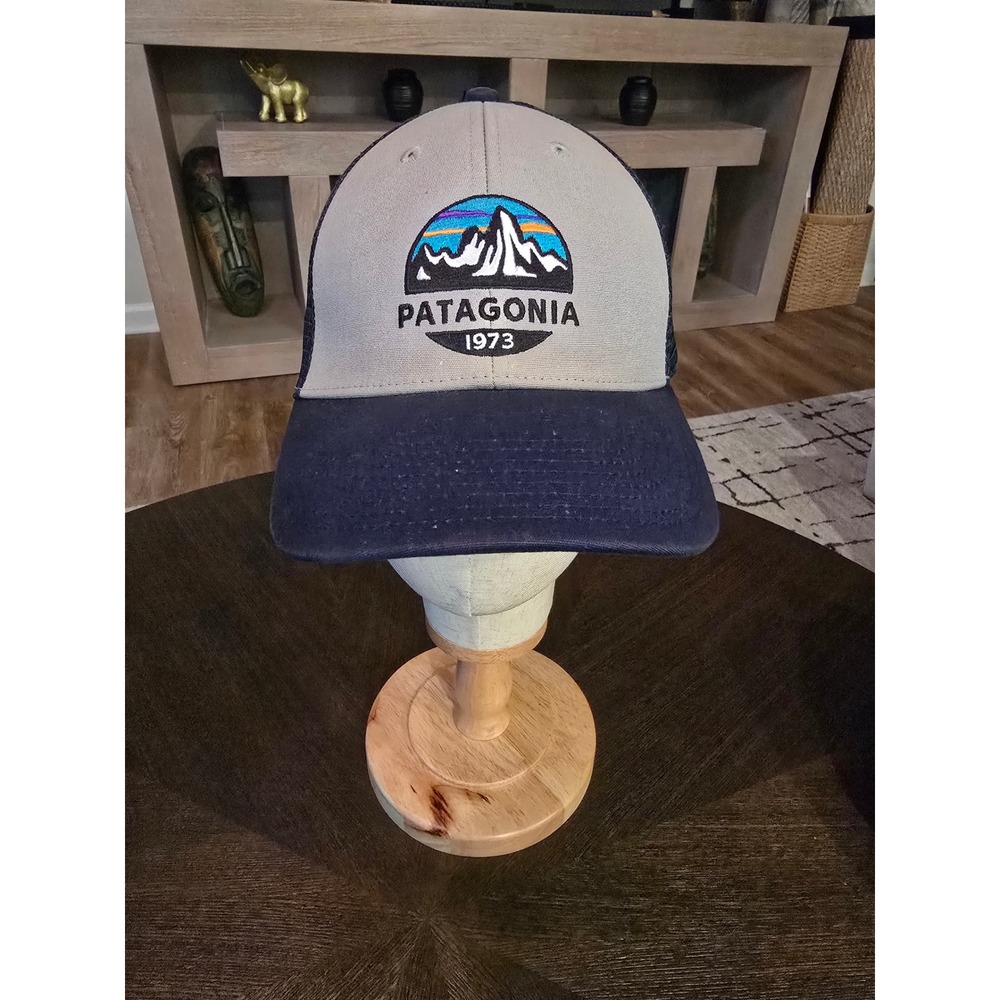 Patagonia 1973 Fitz Roy Trucker Hat Mens Grey Navy Blue Snapback Mesh Cap